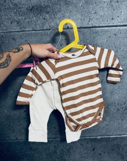 KOMPLET BODY + SPODNIE