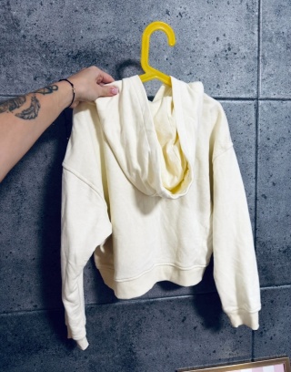 BLUZA Z KAPTUREM RESERVED