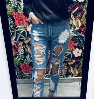 SPODNIE JEANSOWE MOM PULL&BEAR