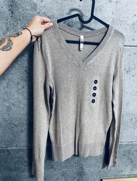 SWETER SEREK BEŻOWY