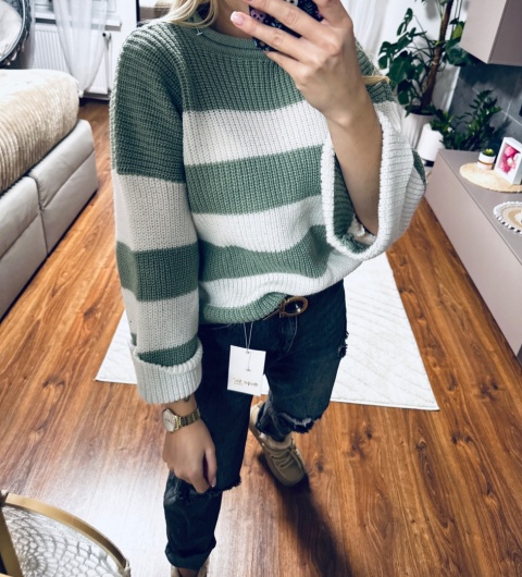 SWETER W PASY OLIWKA