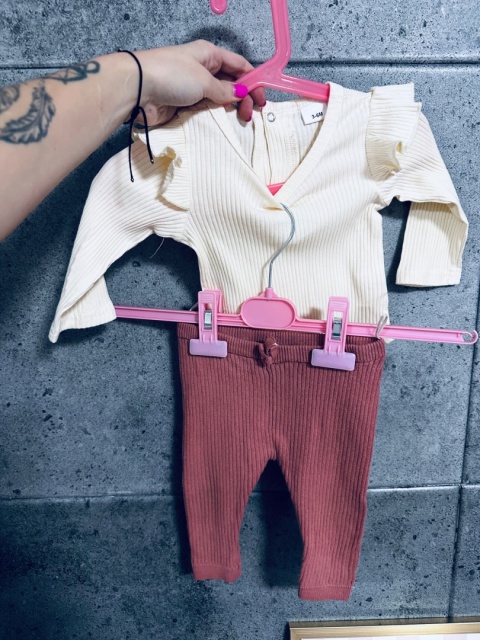 KOMPLET BODY+LEGGINSY C&A 68