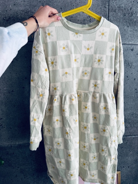 SUKIENKA NUTMEG 140/146