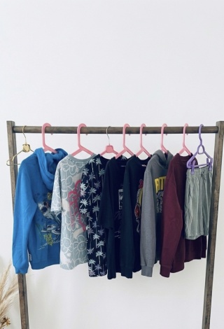 ZESTAW UBRAŃ 134/140